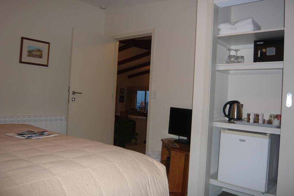 The B & B On The Hill Куийнстаун Екстериор снимка