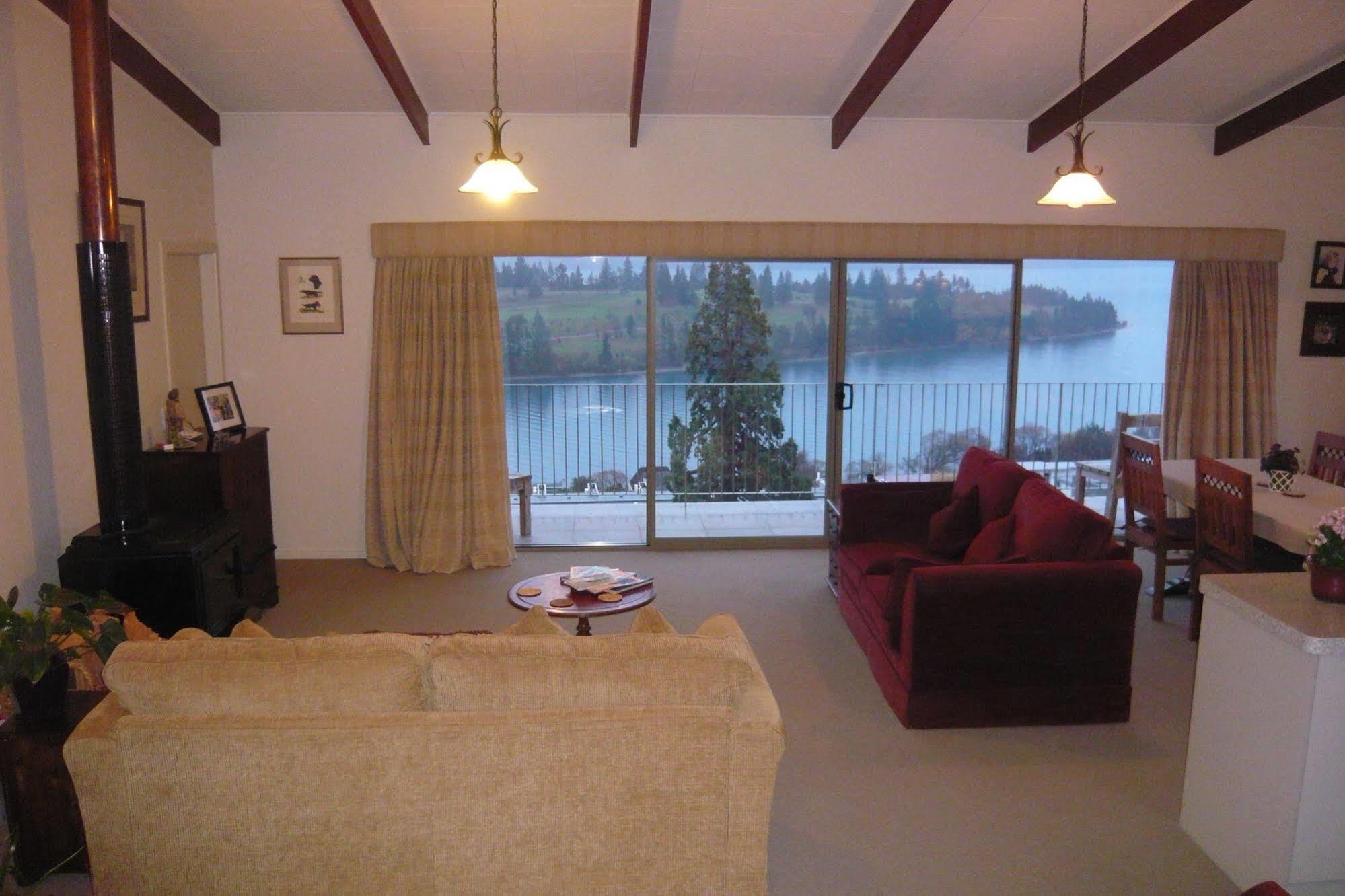 The B & B On The Hill Куийнстаун Екстериор снимка